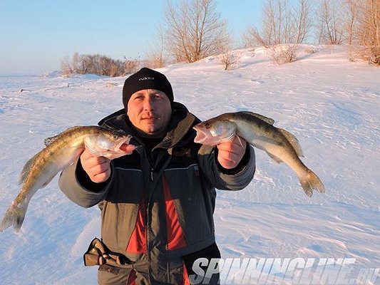 Изображение 1 :  23 февраля на Ириклинском водохранилище. 